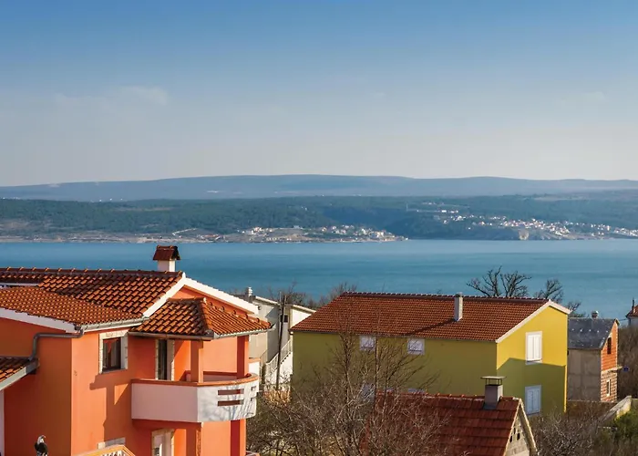 Three-bedroom With Sea View 08 마슬레니차